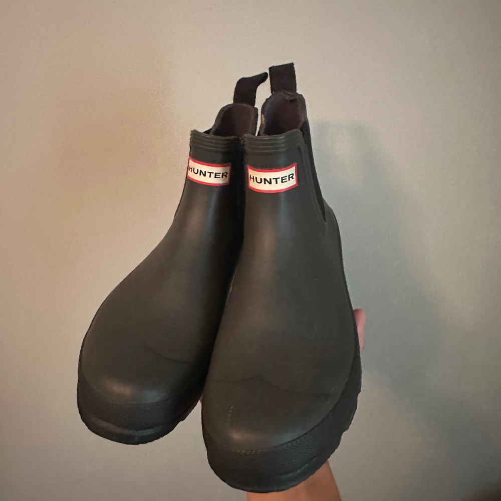 Hunter Chelsea Rain Boots (Black)